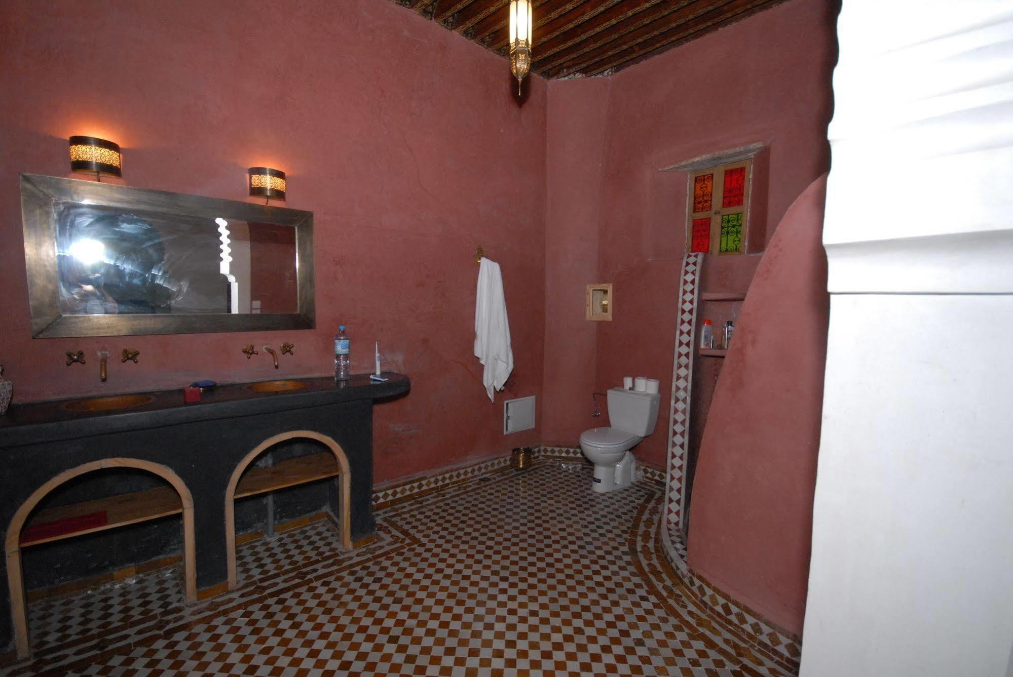 R'Mila Medina Fez Hotell Exteriör bild